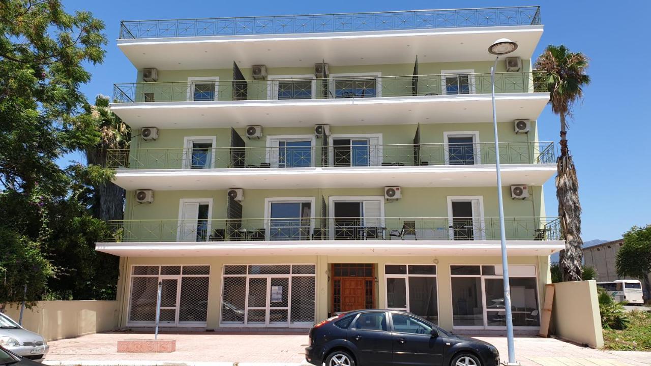 Vista Marina Hotel Kalamáta Buitenkant foto